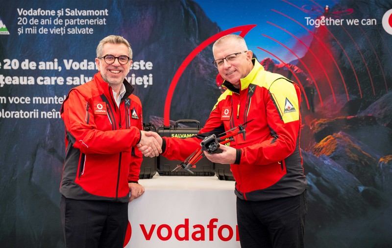 Vodafone și Fundația Vodafone donează echipamente în valoare de 150.000 EUR către Salvamont România