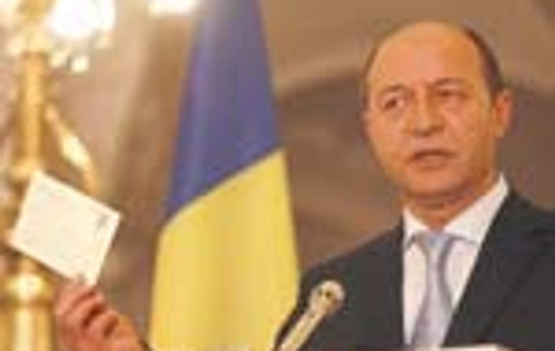 Basescu + Tariceanu = razboi total