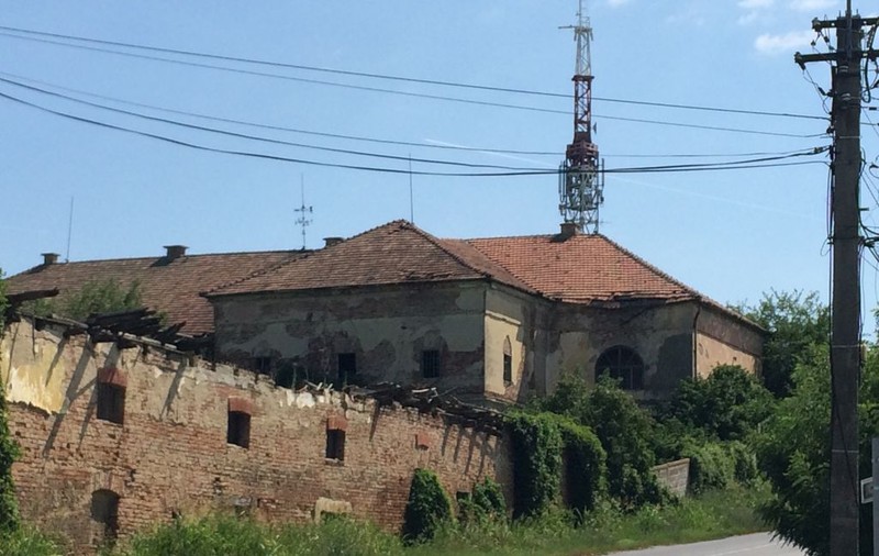 REPORTAJ/ Călătorie în timp printre prinți și prințese, cu prima hartă a castelelor și conacelor din Timiș/ FOTO