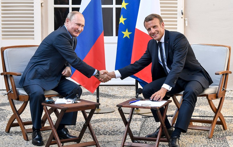 Surpriză franceză în NATO - Emmanuel Macron a intrat în ”anul Rusiei”