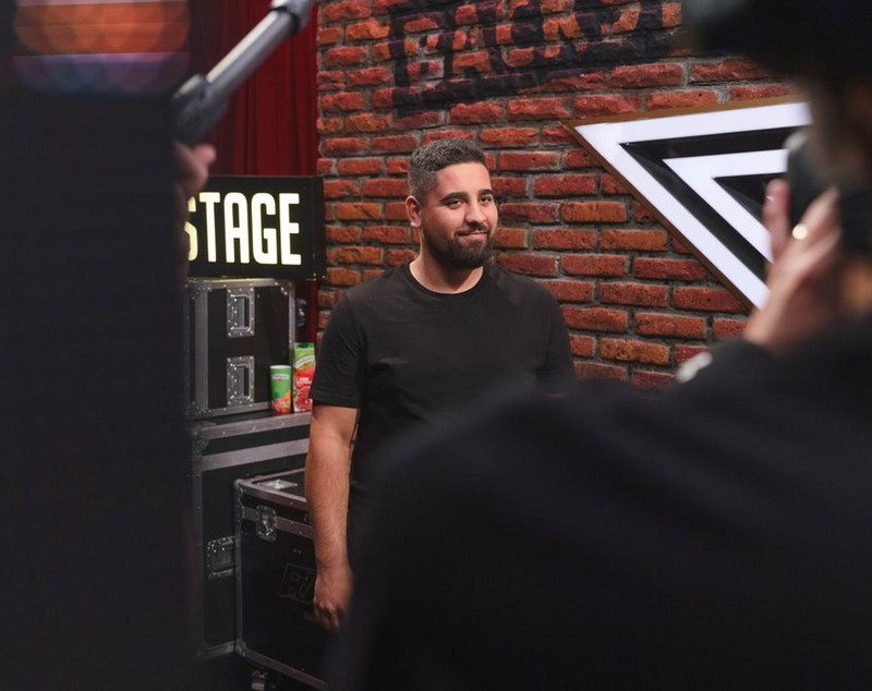 Cine este Ion Cozel de la „Românii au talent” 2025. Smiley și Pavel Bartoș au apăsat Golden Buzz pentru talentul său. „Un diamant neșlefuit”