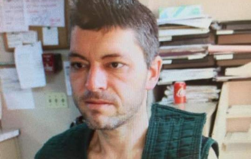 Un român şi-a ucis nepoata de 3 ani în Statele Unite! Tatăl micuței era în camera alăturată și a auzit țipetele micuței pe aparatul de supraveghere!