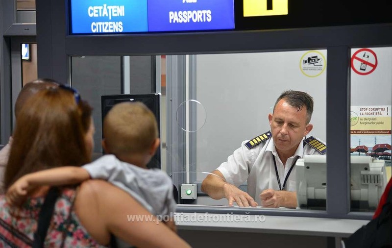 Peste 500 de copii opriți la frontieră, de la începutul sezonului, pentru că părinții nu aveau la ei actele necesare