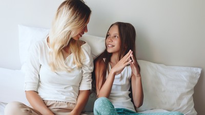 Mom with tween daughter
