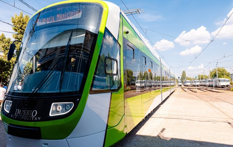 Două tramvaie s-au ciocnit în depoul Militari din București