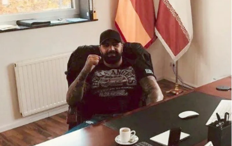 Rocker iranian șef al grupării Hells Angels Germania, executat într-o toaletă. Uciderea membrului Gărzilor Revoluționare, ordonată de Mossad, afirmă Teheranul
