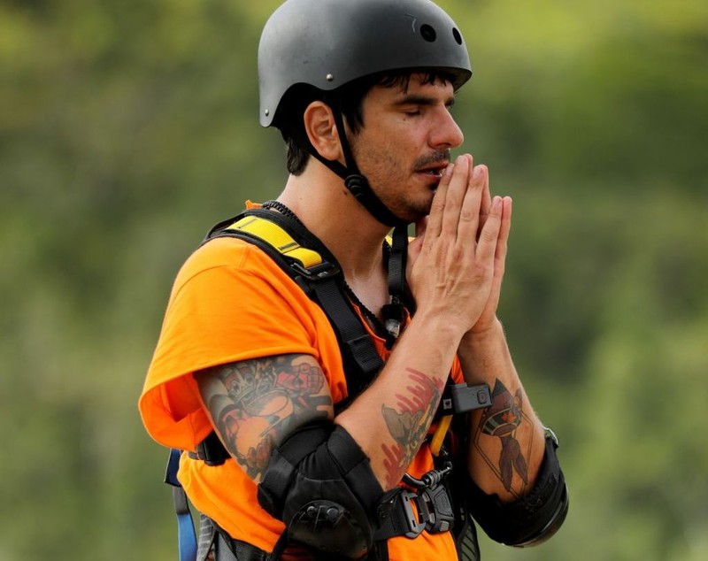 Alex Bogdan a plecat de la „Sunt celebru, scoate-mă de aici!” din cauza lui Giani Kiriță: „Dacă trece pe lângă mine, în București, ar face bine să fie pe partea cealaltă”
