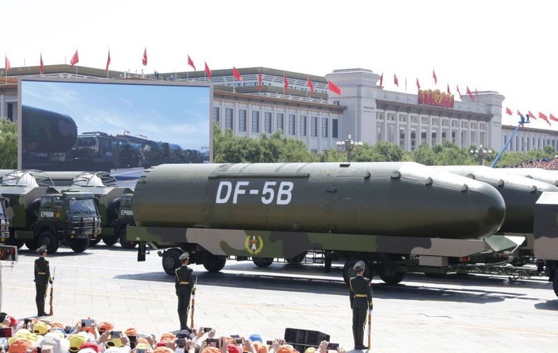 China anunţă public pentru prima dată că a testat o rachetă balistică intercontinentală. „A căzut în zonele maritime așteptate”