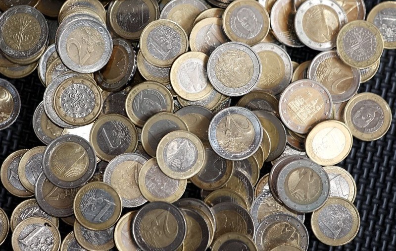 Ai acasă monede de 2 euro? Unele dintre ele pot valora până la 3.000 de euro