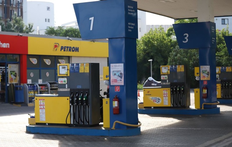 Benzina s-a scumpit luni, 20 iulie 2026. Cât costă un litru de benzină și motorină în București, Iași, Cluj-Napoca, Timișoara și Constanța