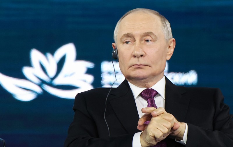 Vladimir Putin le spune rușilor, înainte de alegeri, că nu are planuri de mobilizare și le cere să fie „pregătiți” pentru continuarea crizei de combustibili