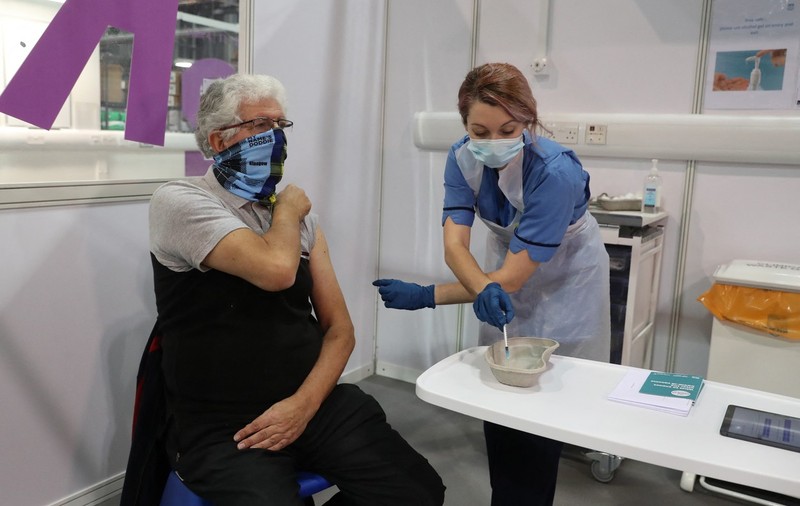 Toate locurile disponibile pentru programarea la vaccinare în București, ocupate în trei ore