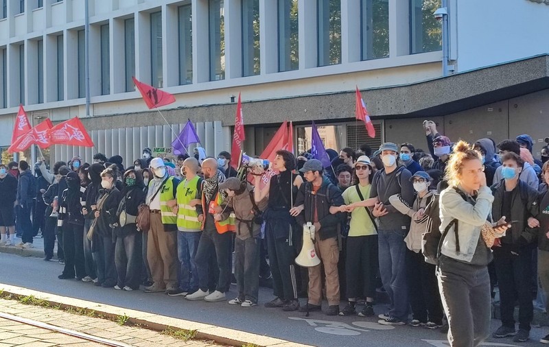 Manifestanți la Universite în Strasbourg. Sursa foto: Radu Eremia