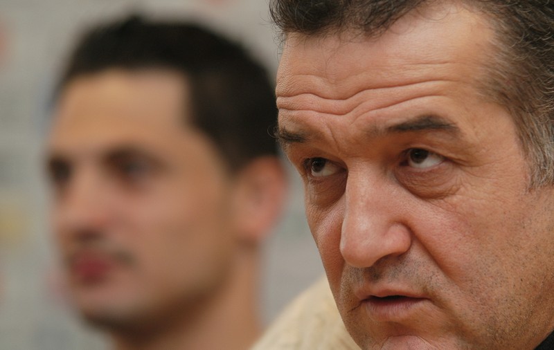 Gigi Becali i-a răspuns lui Rădoi: ”Mi-a lăsat un gust amar când a zis că-mi bat joc! Plângea când eram la pușcărie”