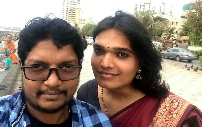 FOTO| În India, o femeie care a fost bărbat se căsătorește cu un bărbat care a fost femeie