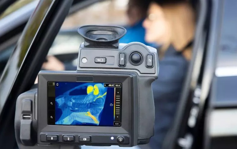 Centurile încălzite propuse de ZF vor ajuta la creșterea autonomiei mașinilor electrice