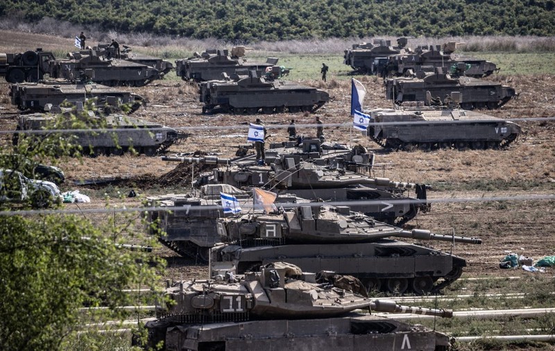 „Va fi o baie de sânge pentru toată lumea”. Avertismentele experților militari înaintea ofensivei israeliene din Gaza
