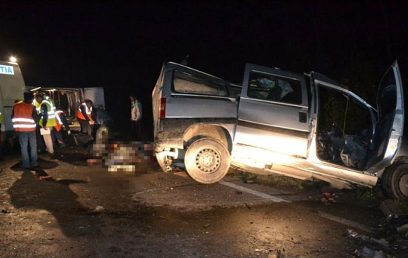 Grav accident rutier: Trei polițiști au murit și un al patrulea e rănit grav