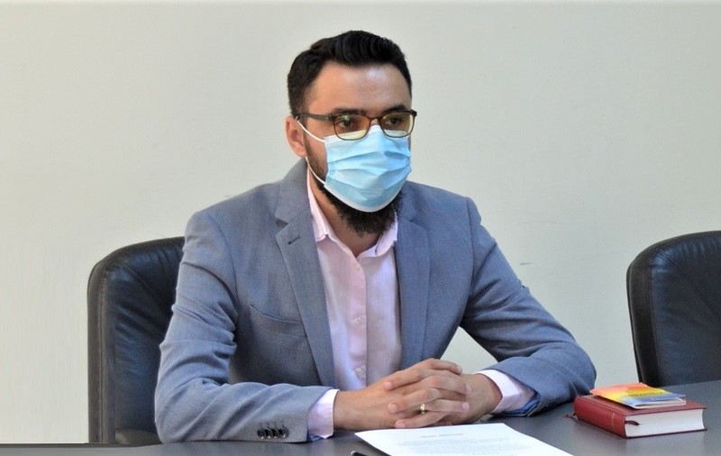 Situație critică în Vâlcea, cu aproape 50 de focare de COVID. Prefectul Sebastian Fârtat, la Adriana Nedelea LA FIX