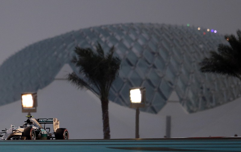 Germanul Nico Rosberg a obţinut al şaselea pole-position consecutiv