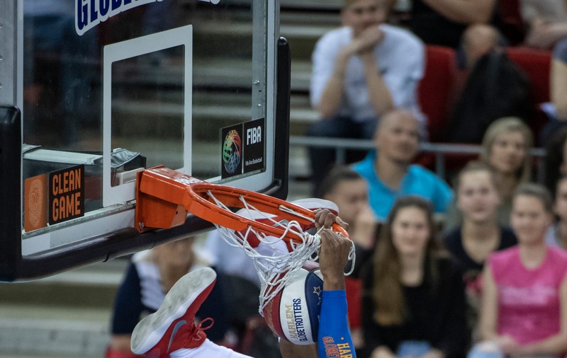 Harlem Globetrotters, în București și la Craiova. Care este prețul biletelor de intrare la spectacolele din luna mai