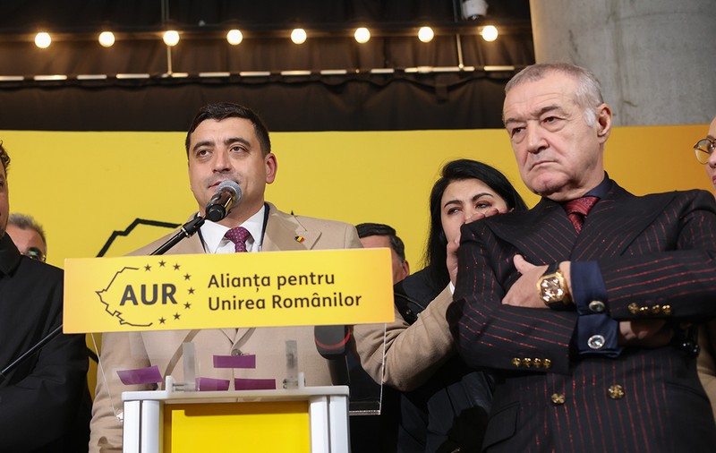 Cu cine votează Gigi Becali în turul 2 al alegerilor prezidențiale: „I-am zis că sunt în campanie cu el. Așa am promis, așa fac”