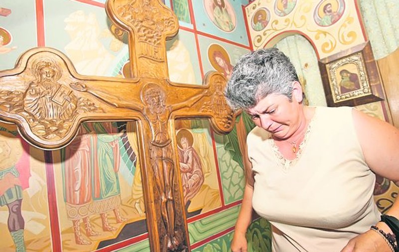 Halal dreptate! Mama tânărului împuşcat de "călăul de pe baltă", silită să-i dea bani ucigaşului fiului ei!