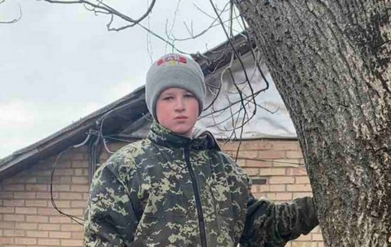 Un copil de 12 ani care se juca „de-a războiul” cu prietenul său, ucis de doi soldați ucraineni: „Au început să tragă în ei fără avertisment”