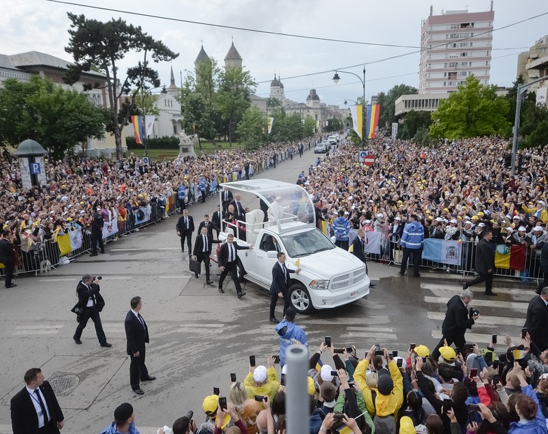 Papa Francisc a murit în urma unui atac cerebral. Liderul Bisericii Catolice avea 88 de ani. Unde va fi înmormântat