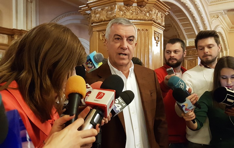 Dragnea și Tăriceanu îl apără pe ministrul propus la Educație, după greșelile de exprimare: ”Am impresia că nu este profesor de limba română”