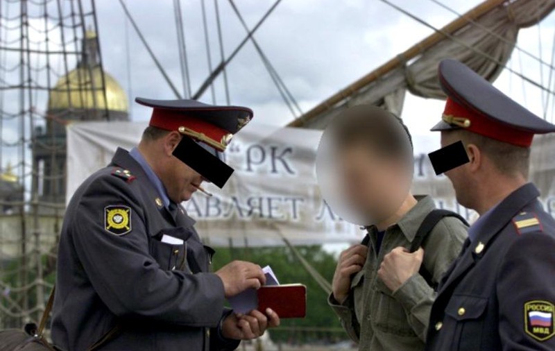 Un moldovean a intrat într-o secție de poliție și a mărturisit șapte crime. A început să ucidă după ce a fost părăsit de iubită