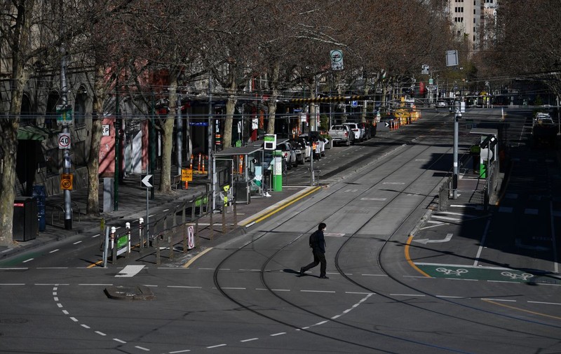 Creștere semnificativă a infectărilor în Australia, deși mai mult de jumătate dintre locuitorii țării sunt în lockdown