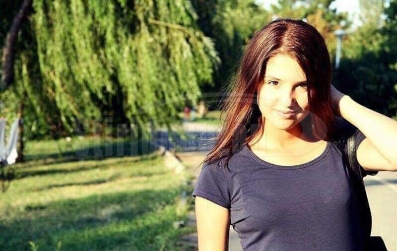 O tânără din Buzău, diagnosticată cu o boală extrem de rară, este în comă de două luni. 15.000 de euro o pot salva