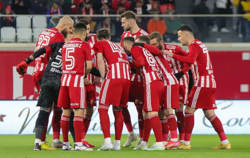 Sepsi Sf. Gheorghe, deținătoarea trofeului, s-a calificat în finala Cupei României, după ce a umilit campioana CFR Cluj