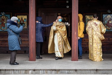 Preoţii spun că biserica din parc a mai fost atacată