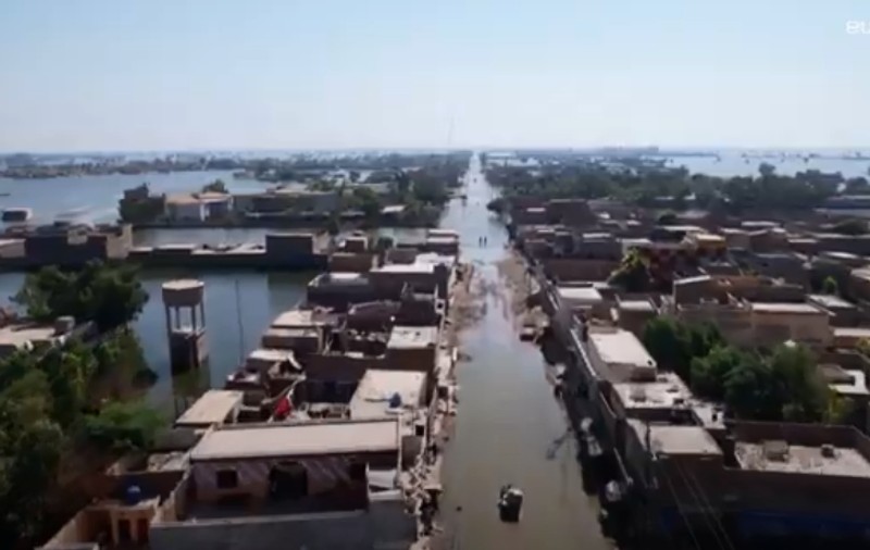 Oraș din Pakistan, de 42 de zile sub ape. Și va mai rămâne așa șase luni, spun autoritățile
