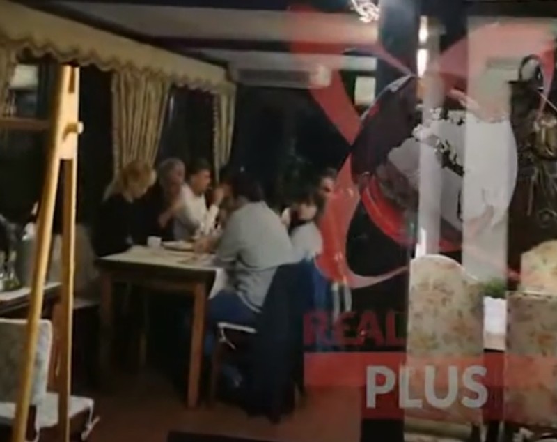 Marcel Ciolacu, fotografiat într-un restaurant unde nu s-au respectat regulile anti-COVID. S-au dat 11 amenzi. Prima reacție a șefului PSD