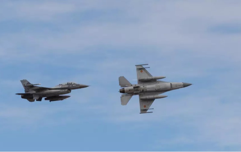 Noi atacuri cu drone rusești la granița cu România. Armata a ridicat două F-16 și a fost emis mesaj Ro-Alert în Tulcea