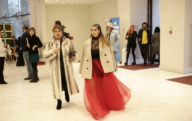 Adriana Trandafir și-a scos fiica în lume. Cele două seamănă ca două picături de apă