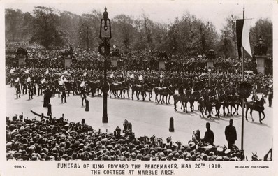 Procesiunea funerară a regelui Edward VII - cortejul de la Marble Arch, Londra, 20 mai 1910. Foto: Profimedia