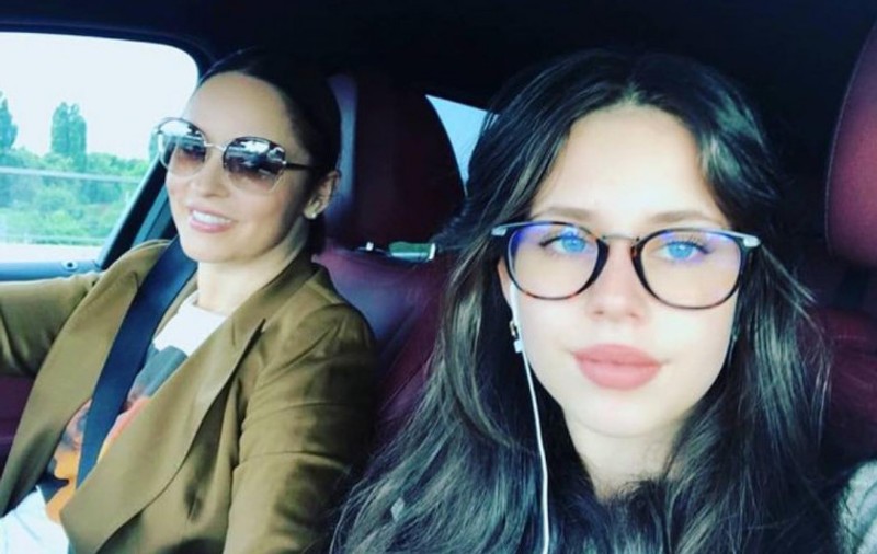 Andreea Marin, certată de Violeta: „Ea nu mă iartă”. Ce spune despre plecarea la facultate a fiicei sale