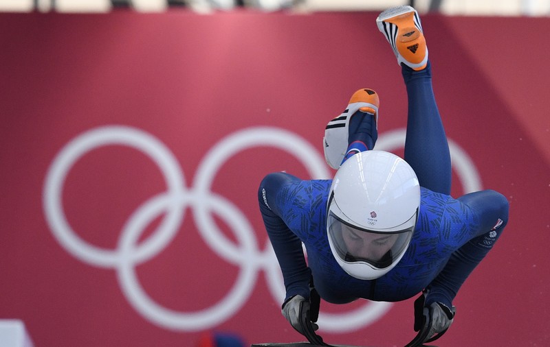 Combinezoane contestate la Jocurile Olimpice de iarnă. Britanicele de la skeleton, acuzate că încalcă regulamentul