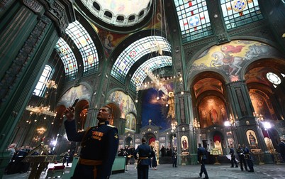 Personalul militar rus participă la deschiderea&nbsp;oficială a&nbsp;Catedralei Ortodoxe a Forţelor&nbsp;Armate, pe 15 iunie 2020 | Foto: Hepta