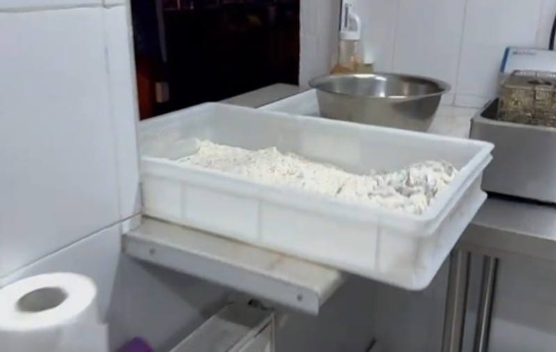 Comisari ANPC, agresați în timpul unui control în Satul de Vacanţă din Constanţa. Ce nereguli au fost găsite