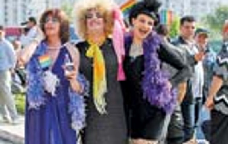 Gay-Fest 2008 e deja contestat