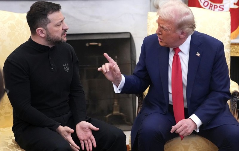 Donald Trump îl atacă dur pe Volodimir Zelenski, acuzându-l că blochează pacea în Ucraina. Foto: Getty Images