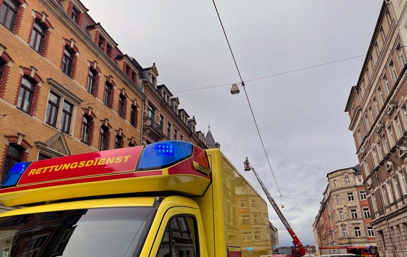 38 de echipaje de salvare s-au moblilizat, după ce un bărbat s-a urcat pe bloc, în Germania „Eram în carantină și am vrut să iau aer”