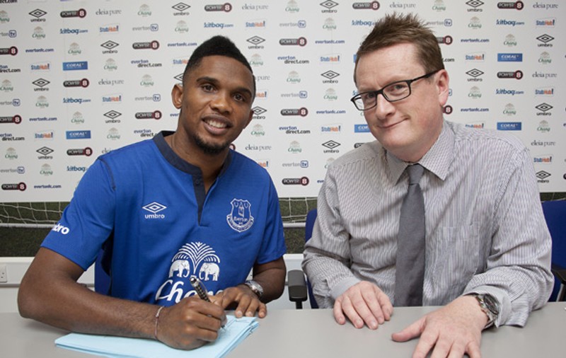 VIDEO / Eto`o a semnat cu Everton. Poate debuta împotriva lui Chelsea!