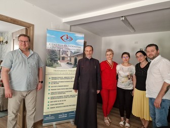 Echipa centrului „Izvorul Tămăduirii”
