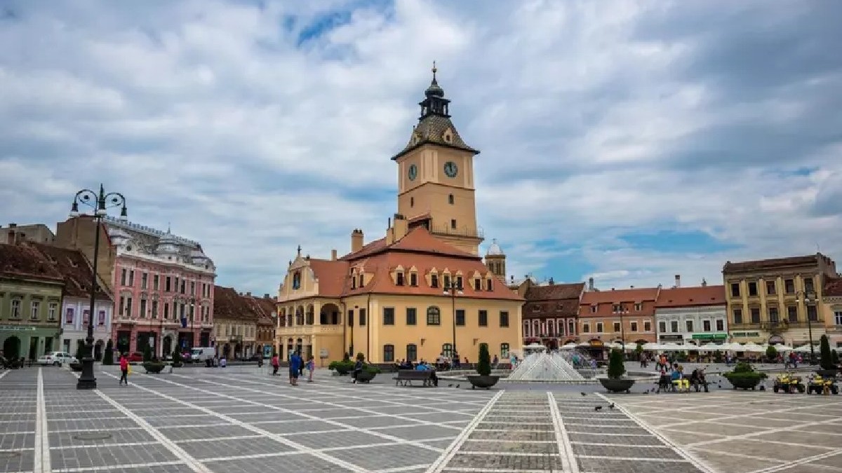 Brașov atrage turiști în fiecare an. Foto cu caracter ilustrativ: Profimedia.